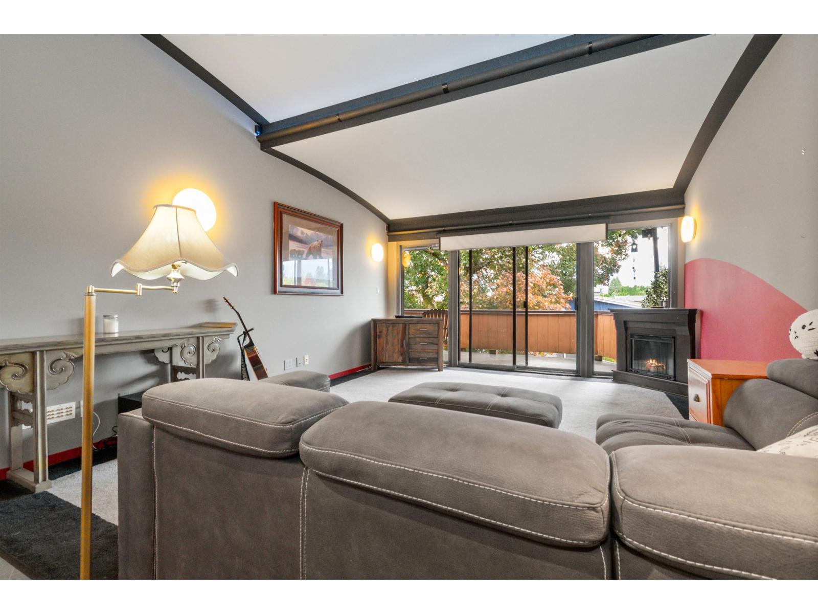 213 46210 CHILLIWACK CENTRAL ROAD|Chilliwack Proper South