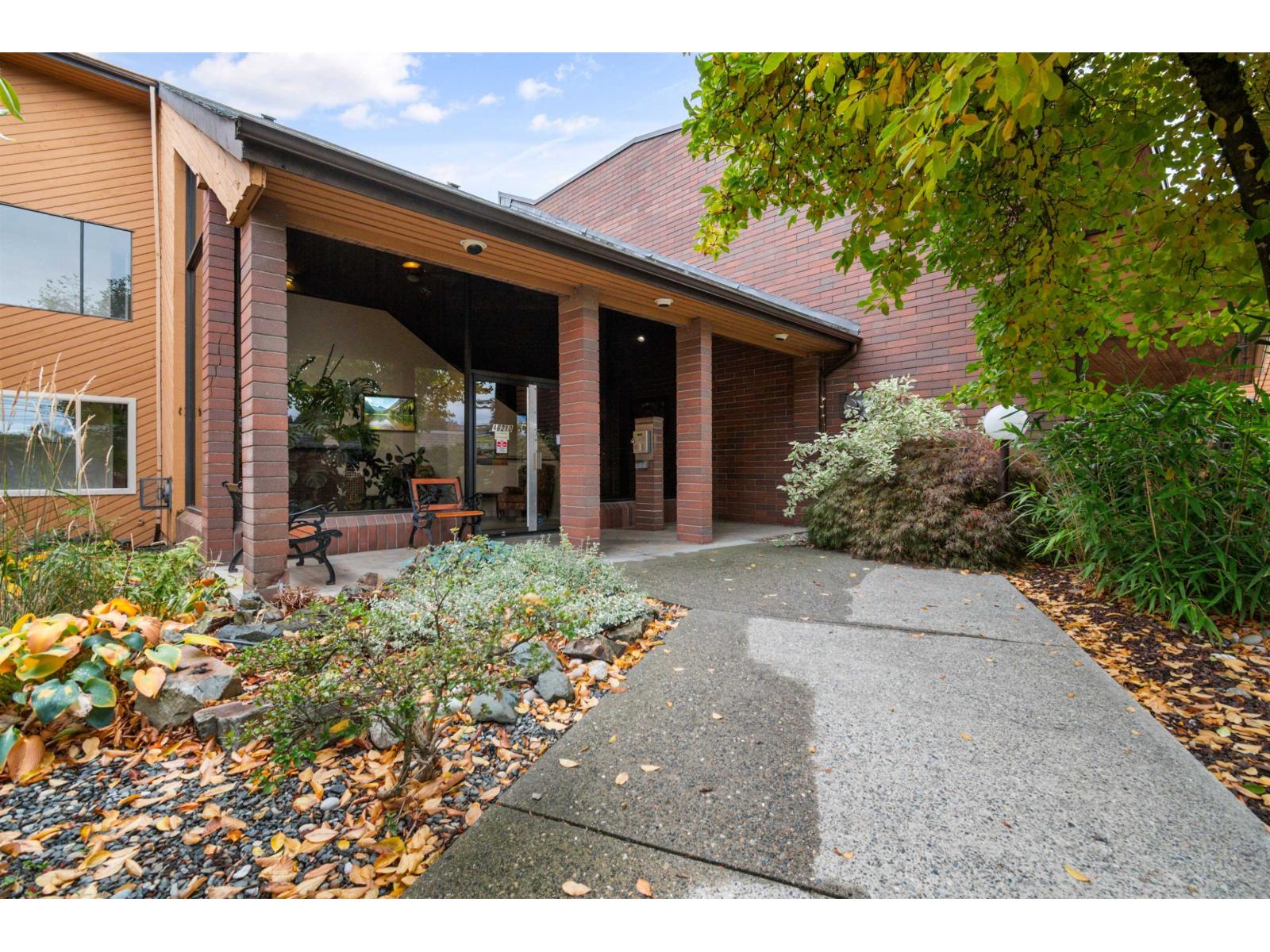 213 46210 CHILLIWACK CENTRAL ROAD|Chilliwack Proper South