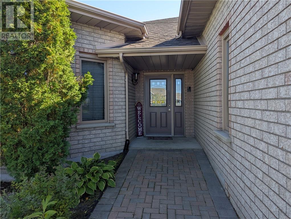 4022 Classic Parkway, Hanmer, Ontario  P3P 1Y3 - Photo 4 - 2131100