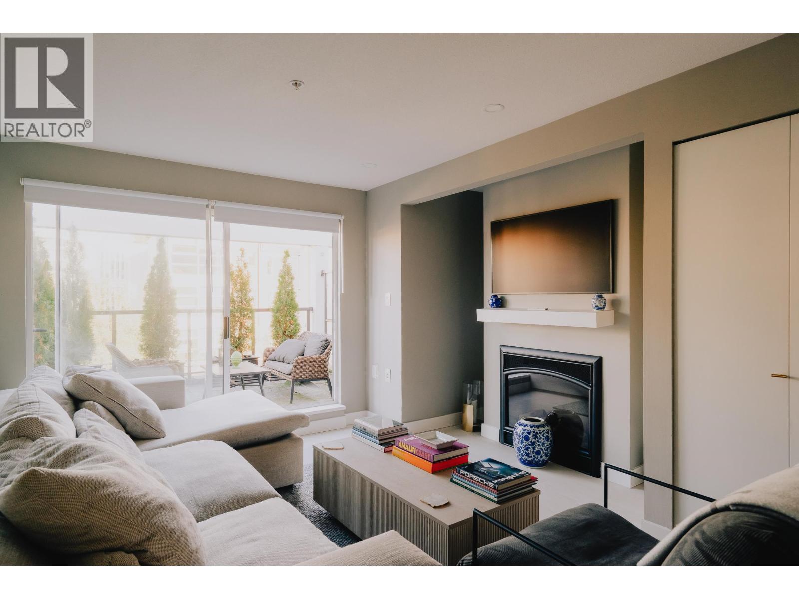 1 2880 W 4th Avenue, Vancouver, British Columbia  V6K 1R2 - Photo 8 - R3178426