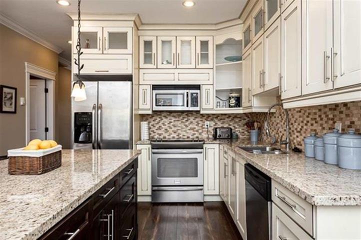 7213 190 Street, Surrey, British Columbia  V4N 6E6 - Photo 2 - R3178334