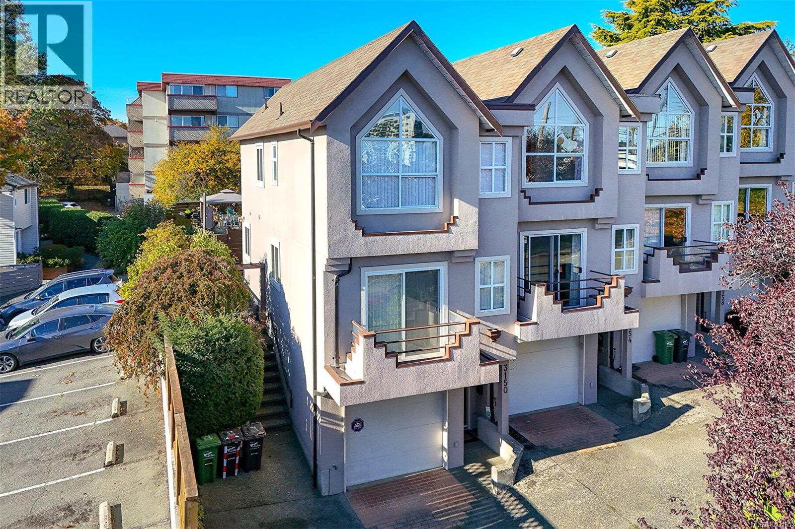 3150 Washington Ave, Victoria, British Columbia  V9A 1P6 - Photo 1 - 1053165