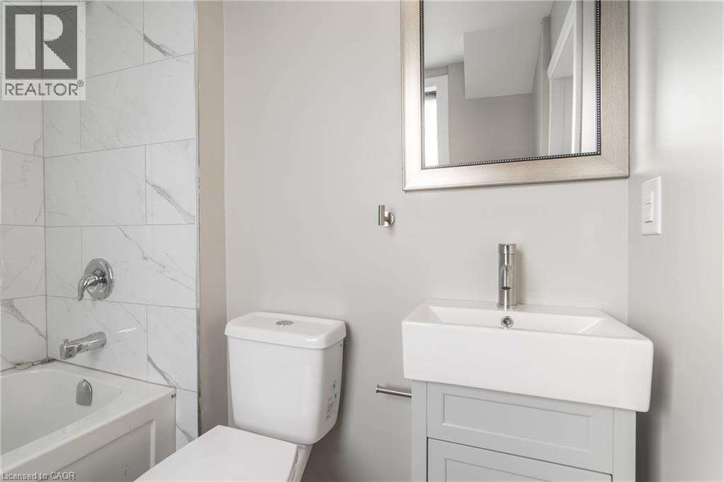 1212 Cannon Street E Unit# 2, Hamilton, Ontario  L8H 1T9 - Photo 14 - 40873697