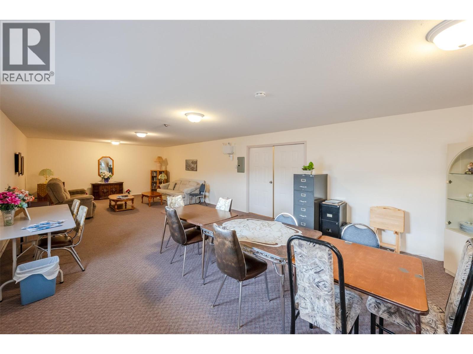 650 MCKINNEY Road Unit# 325