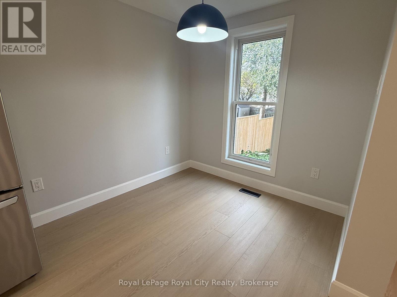 555 Willow Road, Guelph, Ontario  N1H 7H3 - Photo 7 - X14121420