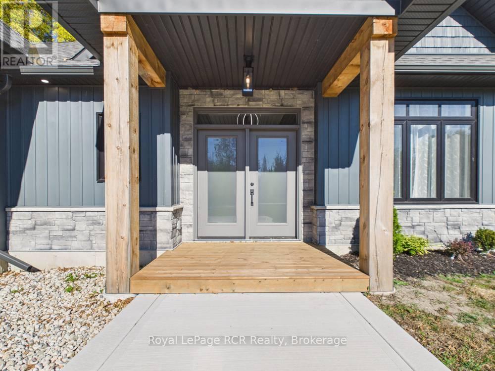 244 St Arnaud Street, Huron-Kinloss, Ontario  N0G 2R0 - Photo 6 - X14121432
