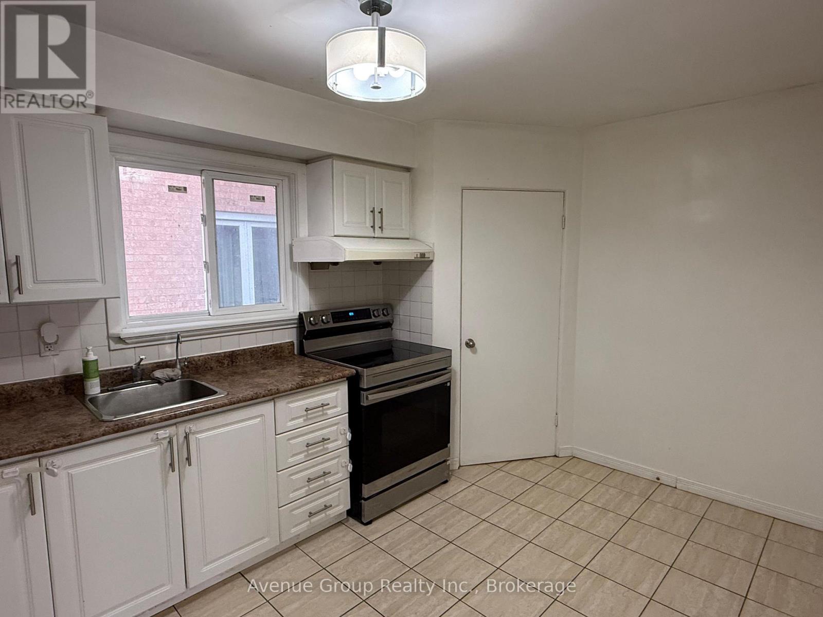 21 Bellbrook Road, Toronto, Ontario  M1S 1K1 - Photo 6 - E14121472