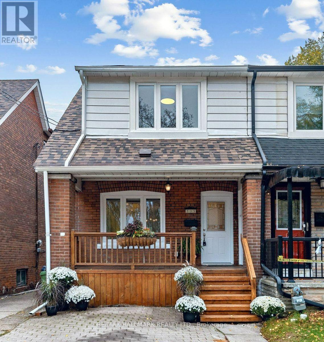 235 Glebeholme Boulevard, Toronto, Ontario  M4J 1T1 - Photo 2 - E14121512