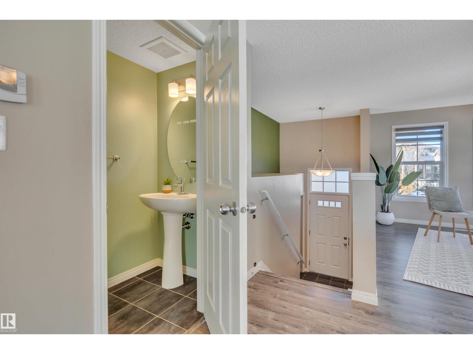 #1 4029 ORCHARDS DR SW