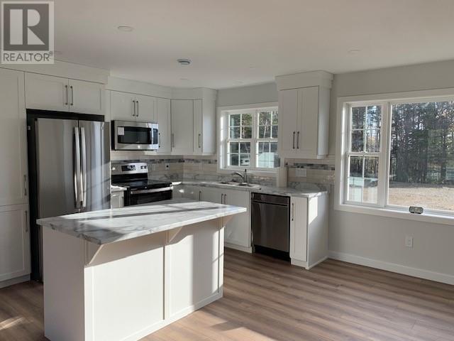 1714 Torbay Road, Torbay — photo 35