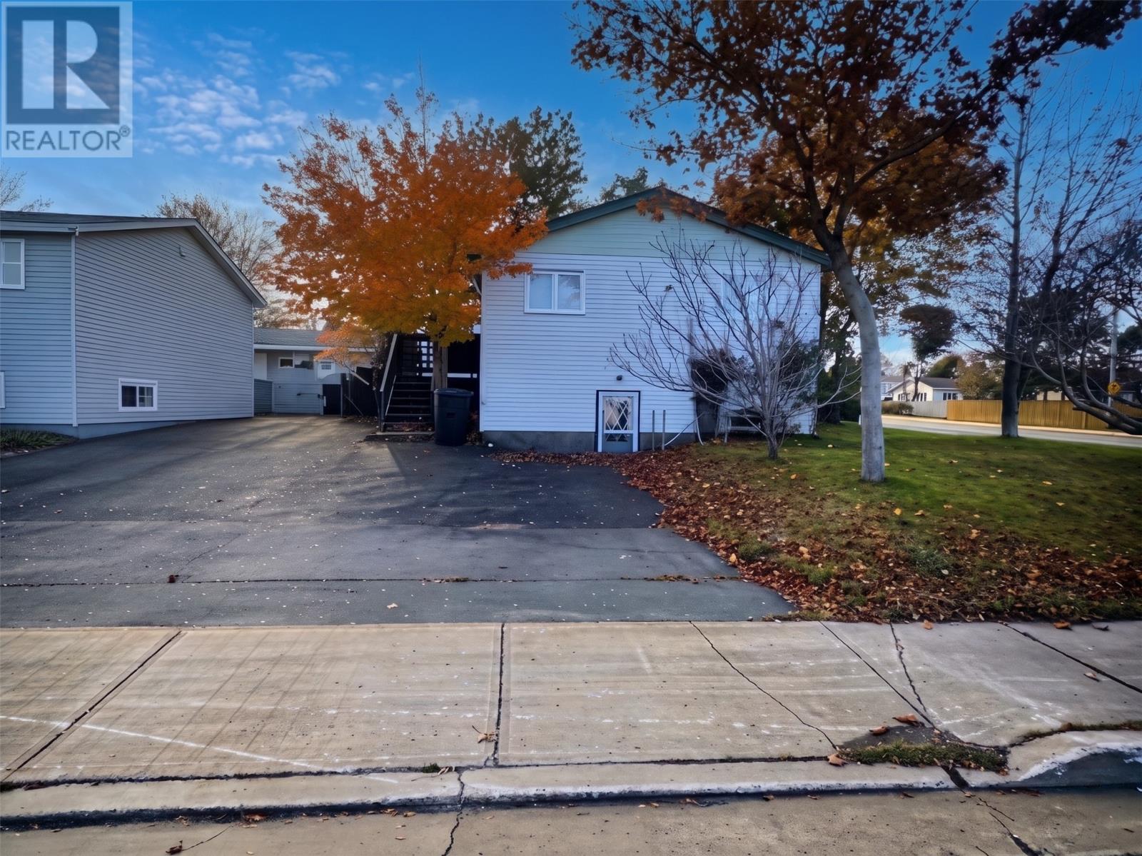 1 Bartlett Place, Mount Pearl — photo 3