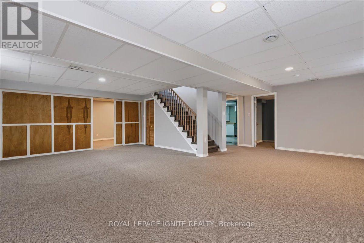 542 Grove Street, Barrie (Grove East), Ontario  L4M 5Y2 - Photo 11 - S14121434