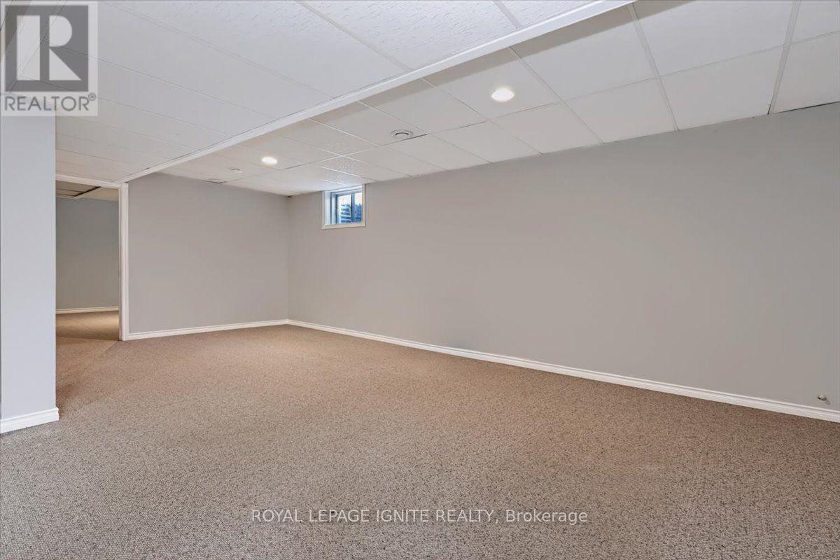 542 Grove Street, Barrie (Grove East), Ontario  L4M 5Y2 - Photo 14 - S14121434