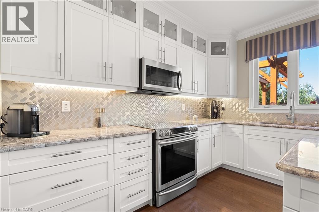296 Falling Green Crescent, Kitchener, Ontario  N2R 0E9 - Photo 18 - 40870469