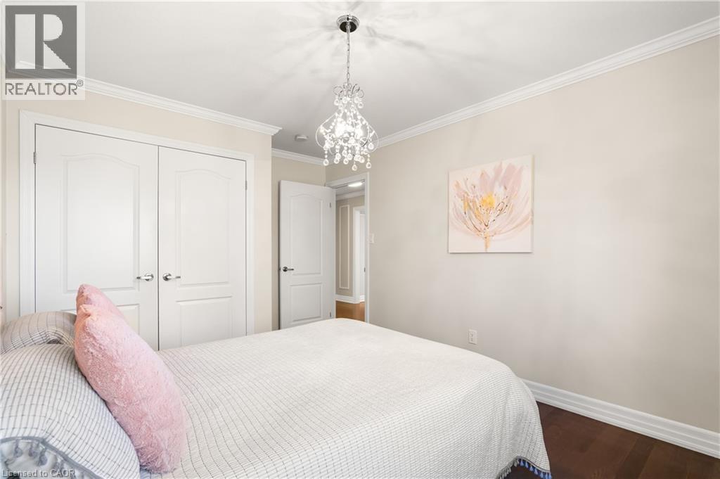 296 Falling Green Crescent, Kitchener, Ontario  N2R 0E9 - Photo 36 - 40870469