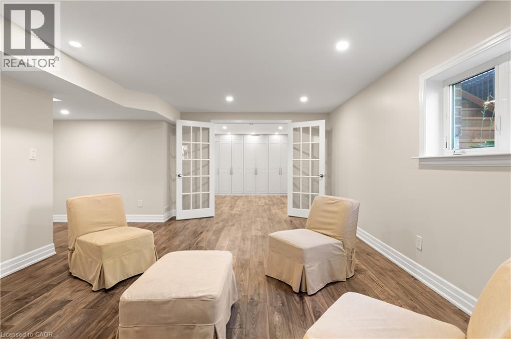 296 Falling Green Crescent, Kitchener, Ontario  N2R 0E9 - Photo 38 - 40870469