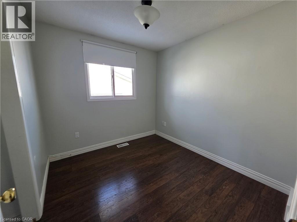 37 Fox Trail Unit# Upper, St. Catharines, Ontario  L2S 3T7 - Photo 13 - 40870877