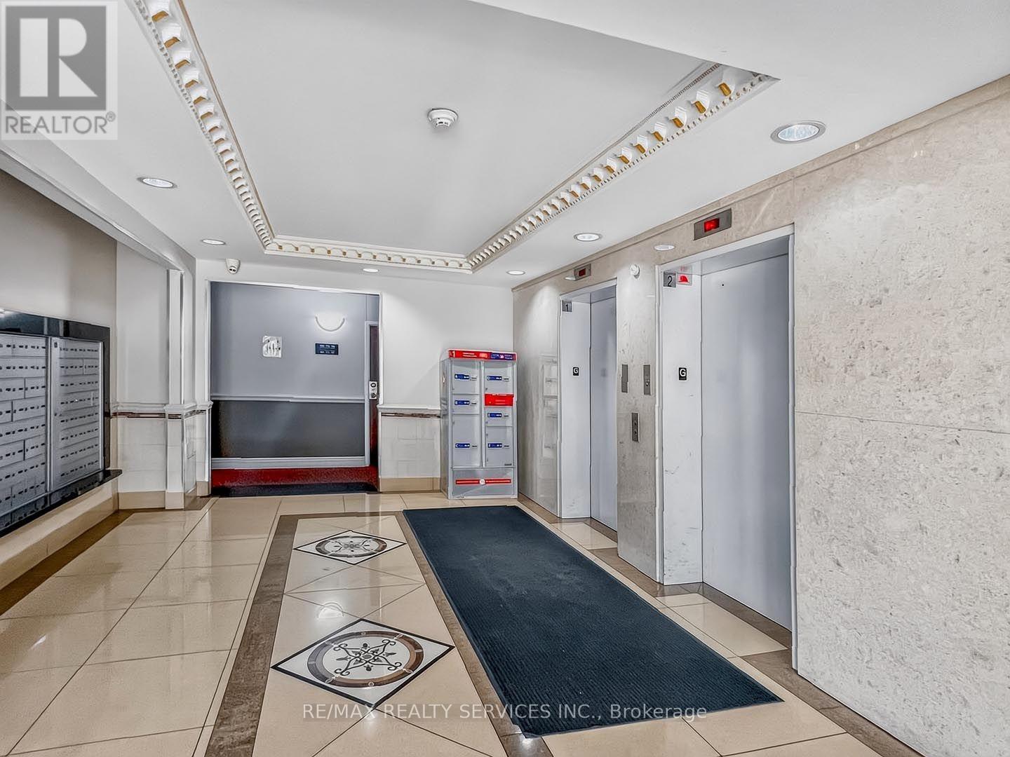 619 - 7405 Goreway Drive, Mississauga, Ontario  L4T 0A3 - Photo 3 - W14121438