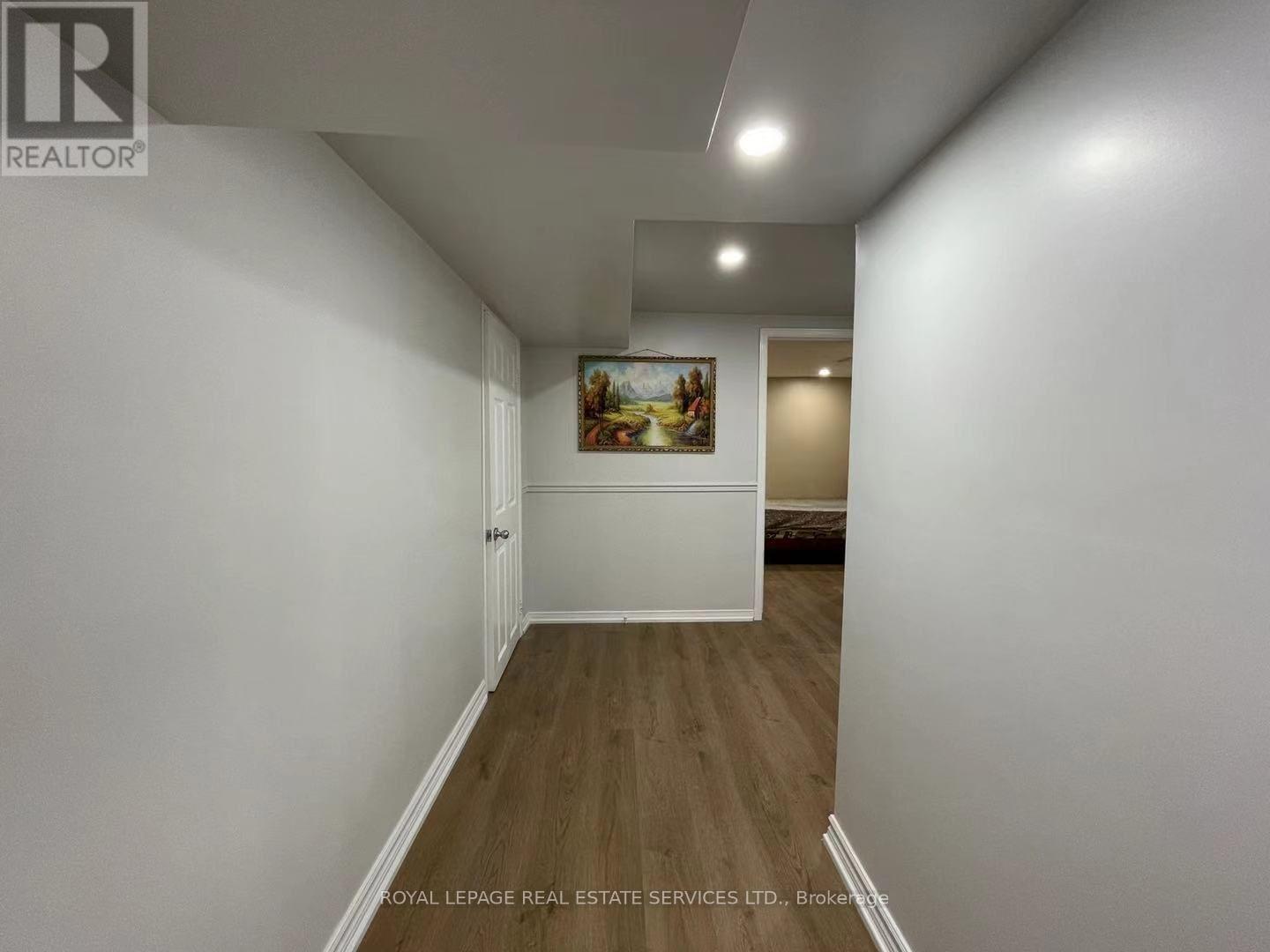 Lower - 299 Rockcliffe Gardens, Mississauga, Ontario  L5R 1S1 - Photo 8 - W14121446