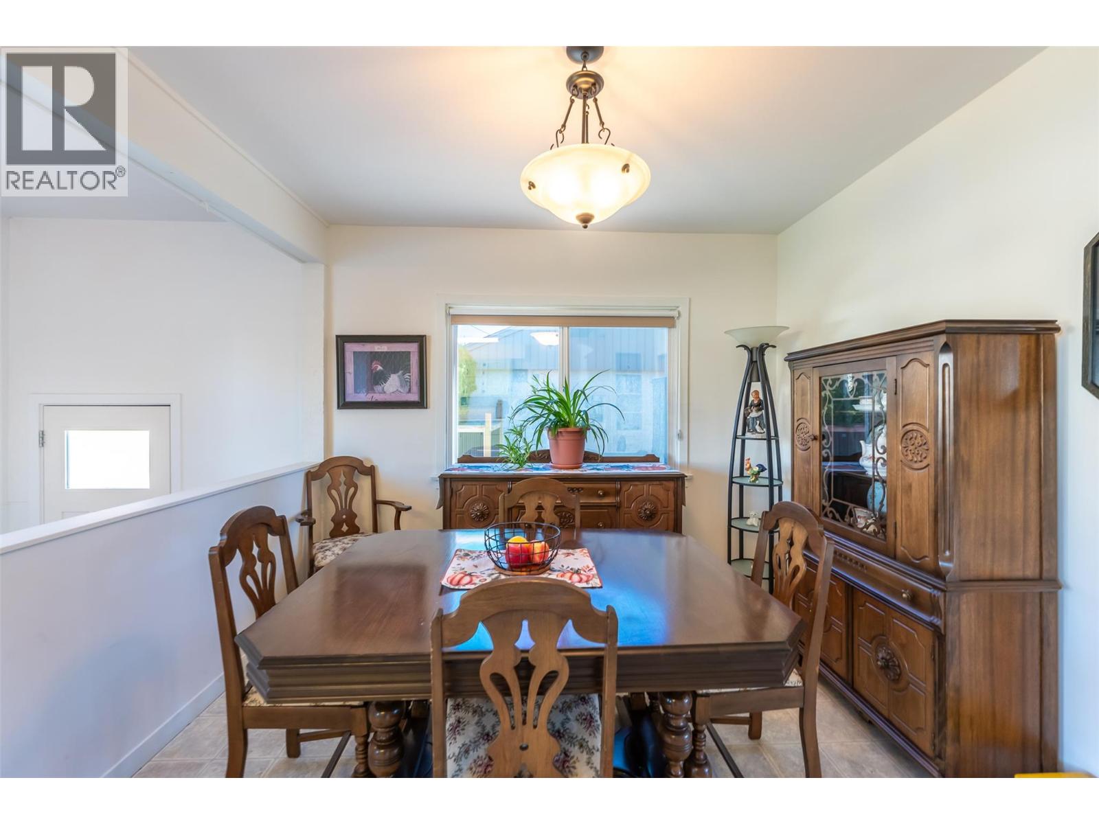 215 Windsor Avenue, Penticton, British Columbia  V2A 2K3 - Photo 12 - 10404618