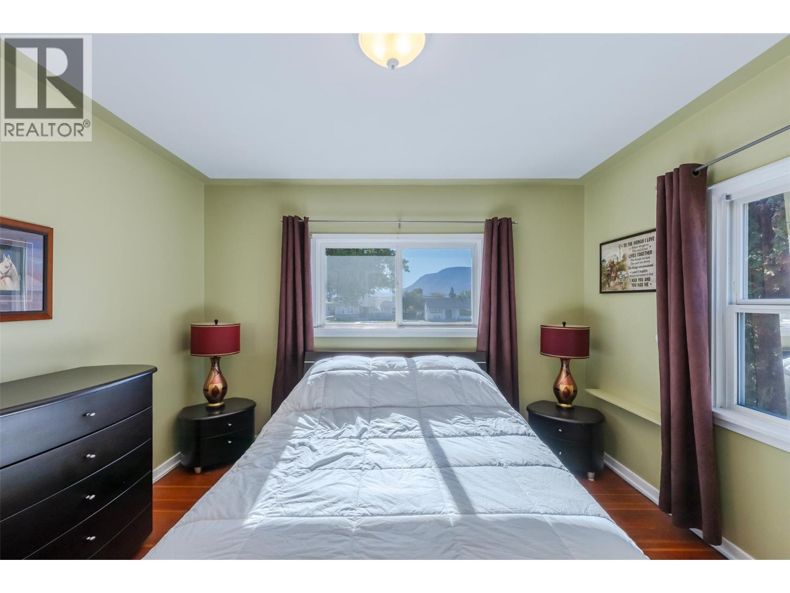 215 Windsor Avenue, Penticton, British Columbia  V2A 2K3 - Photo 22 - 10404618