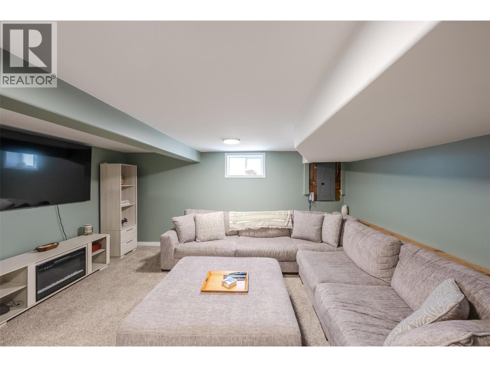 215 Windsor Avenue, Penticton, British Columbia  V2A 2K3 - Photo 34 - 10404618