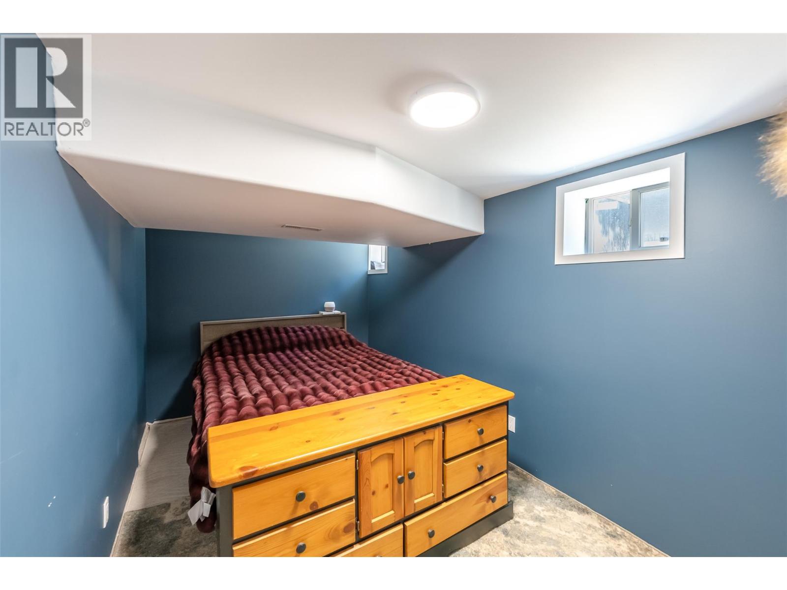 215 Windsor Avenue, Penticton, British Columbia  V2A 2K3 - Photo 41 - 10404618