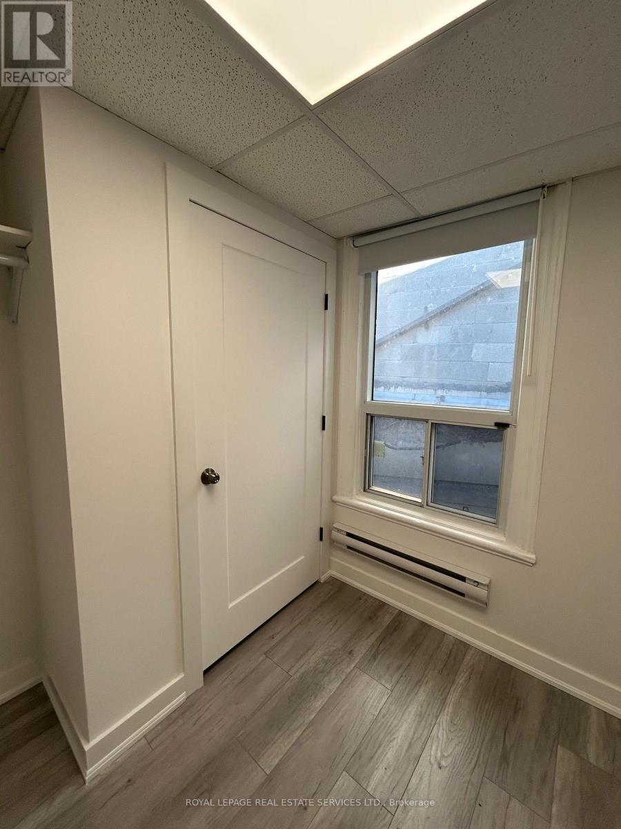 Upper - 1226 King Street W, Toronto, Ontario  M6K 1G4 - Photo 9 - W13806320