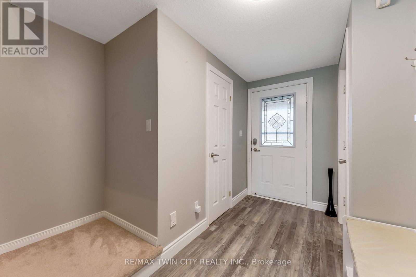 130 Cotton Grass Street, Kitchener, Ontario  N2E 3T5 - Photo 5 - X14121492