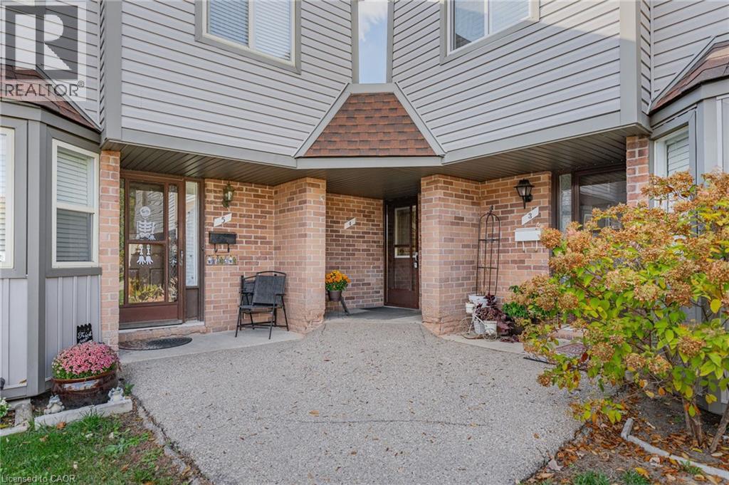 700 Erinbrook Drive Unit# 4, Kitchener, Ontario  N2E 2S7 - Photo 4 - 40873507