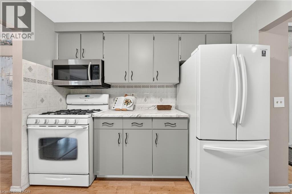 700 Erinbrook Drive Unit# 4, Kitchener, Ontario  N2E 2S7 - Photo 9 - 40873507