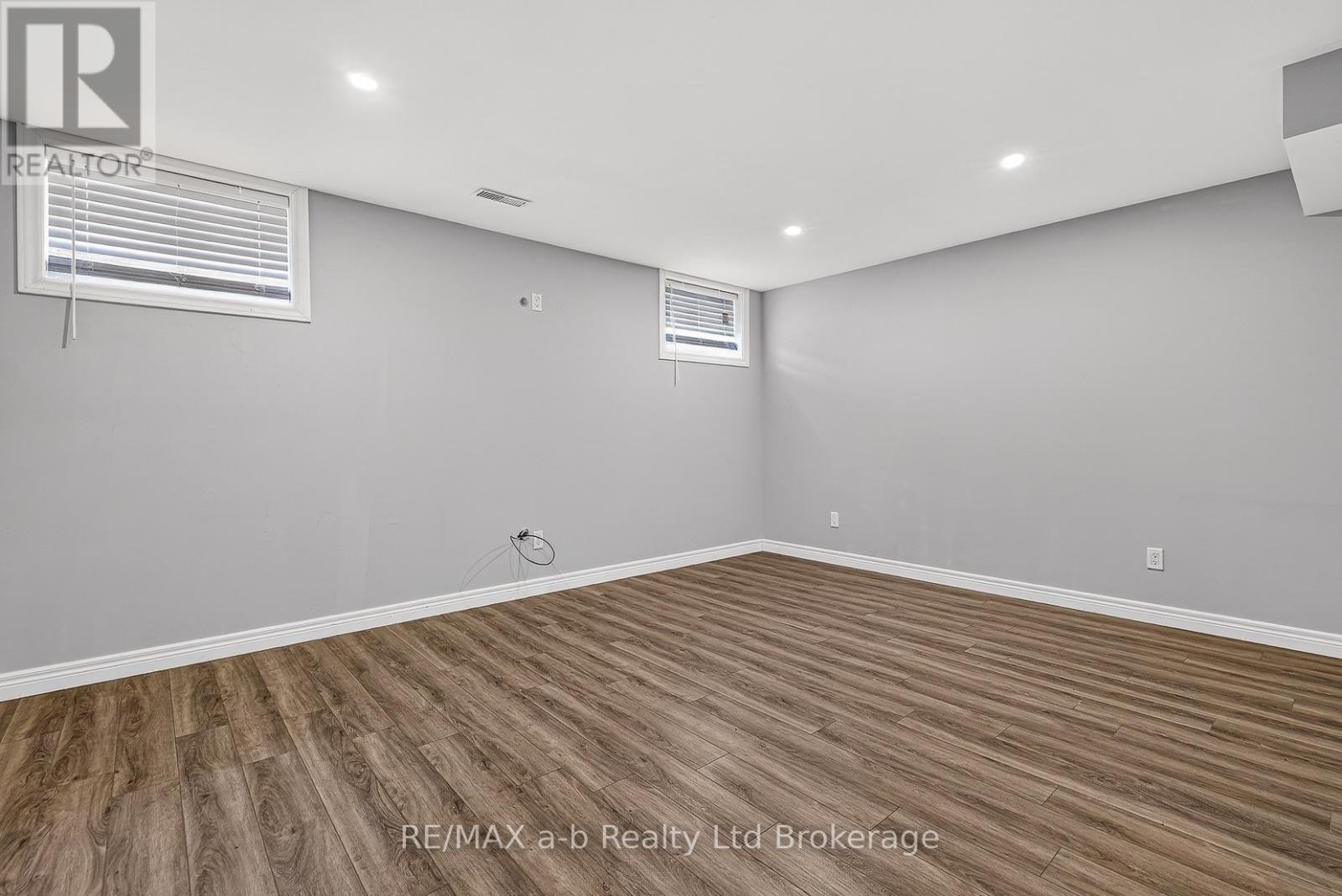 21 Chamberlain Avenue, Ingersoll, Ontario  N5C 0C6 - Photo 32 - X14121584