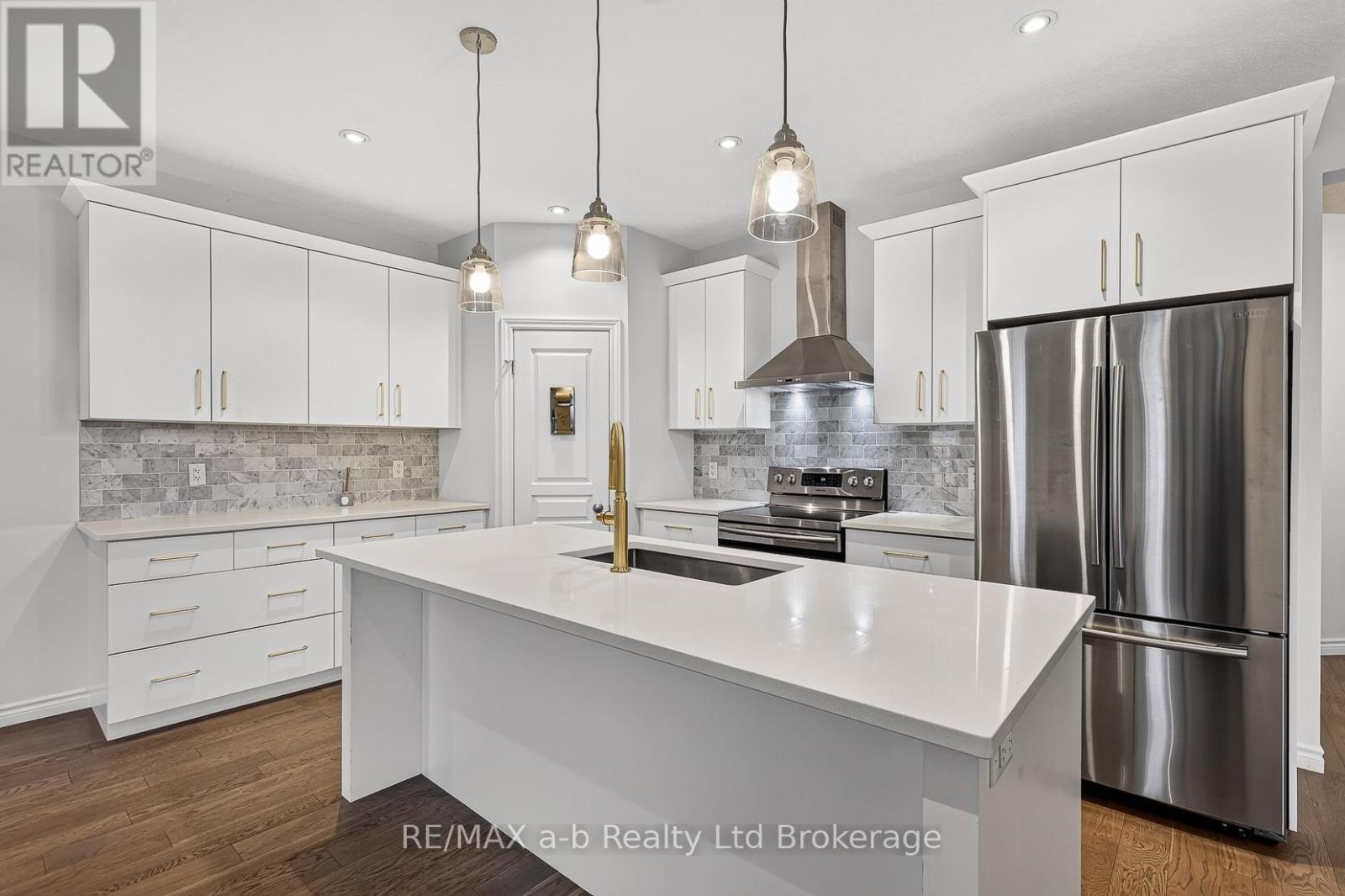 21 Chamberlain Avenue, Ingersoll, Ontario  N5C 0C6 - Photo 9 - X14121584