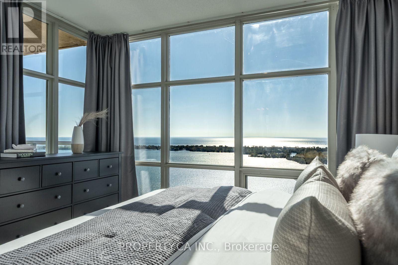 5209 - 35 Mariner Terrace, Toronto, Ontario  M5V 3V9 - Photo 11 - C14121614