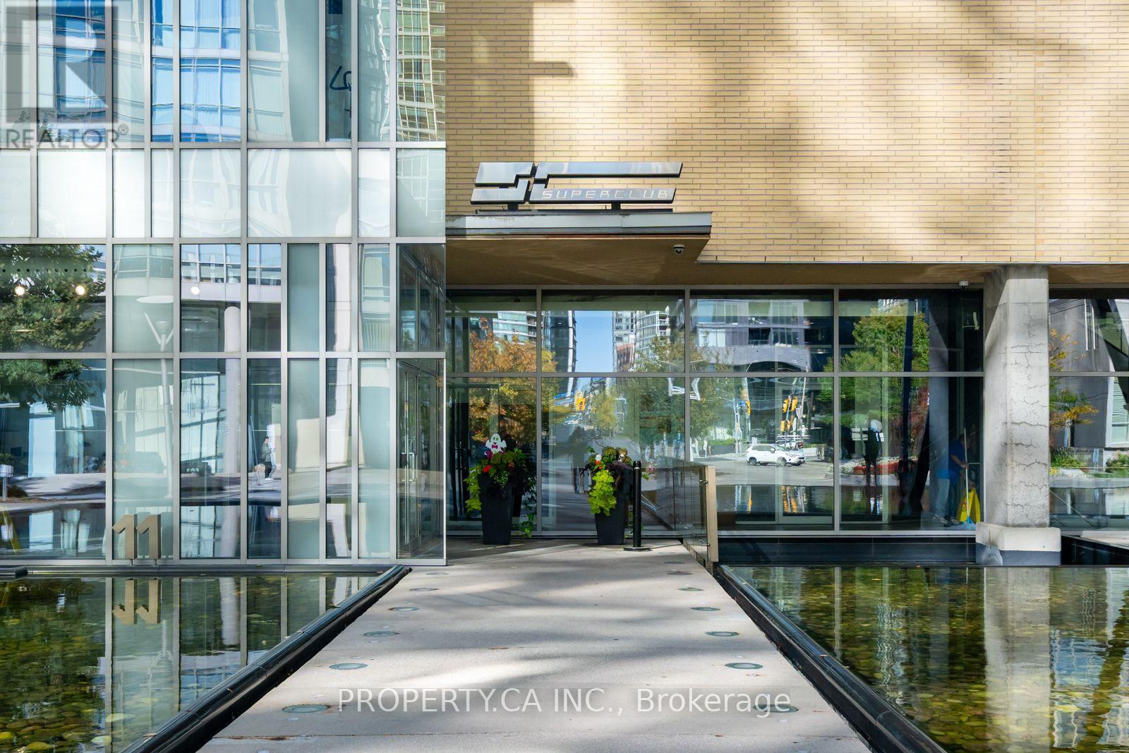 5209 - 35 Mariner Terrace, Toronto, Ontario  M5V 3V9 - Photo 14 - C14121614
