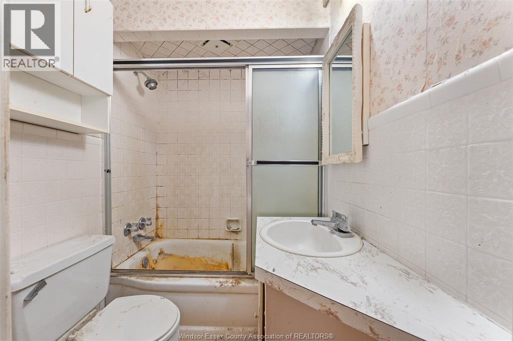 1598 Randolph Avenue, Windsor, Ontario  N9B 2V6 - Photo 16 - 26026094