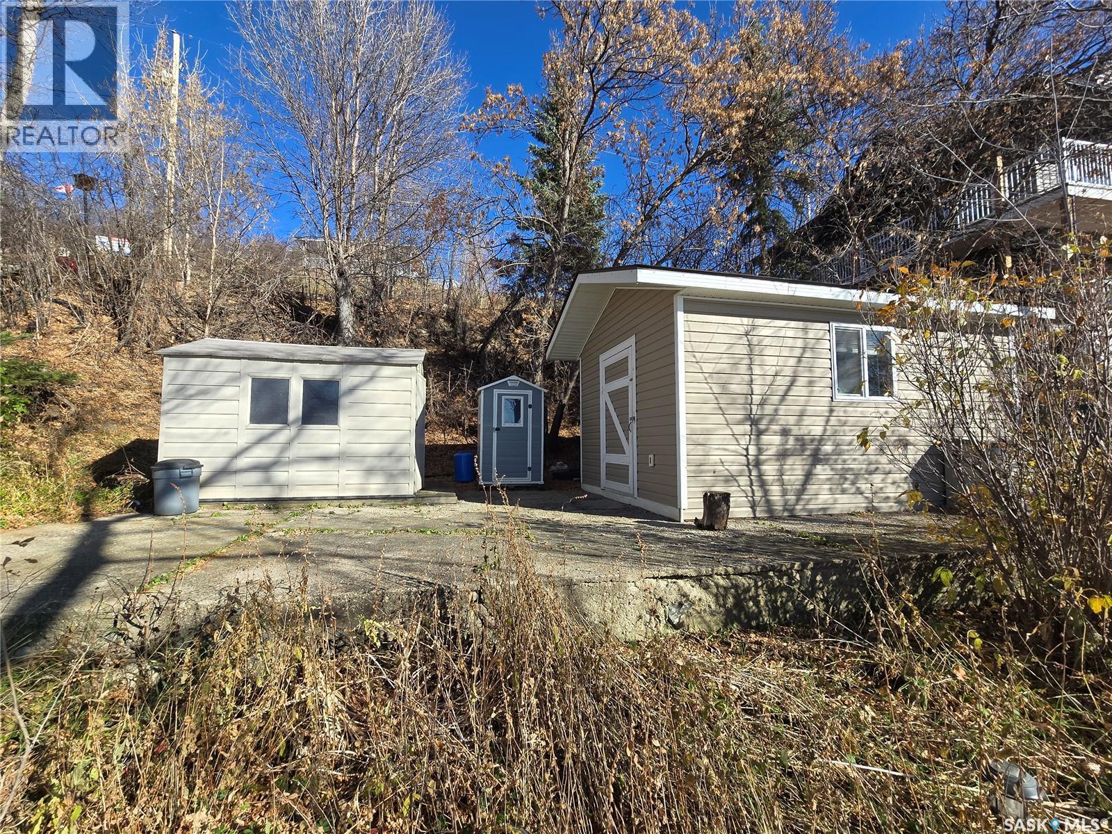 208-210 Criddle Avenue, Crooked Lake, Saskatchewan  S0G 1E0 - Photo 6 - SK052027