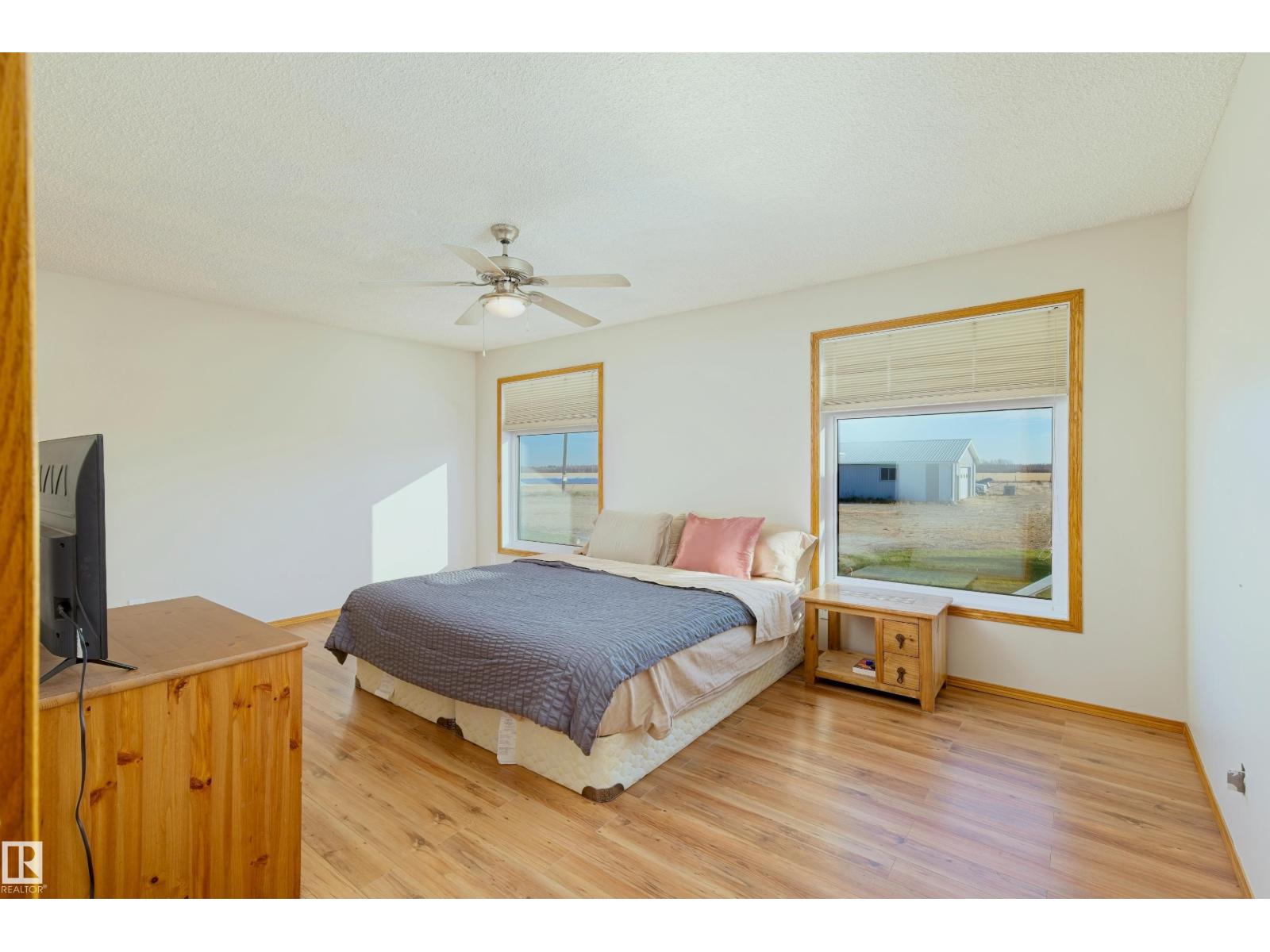 61127 Range Road 44