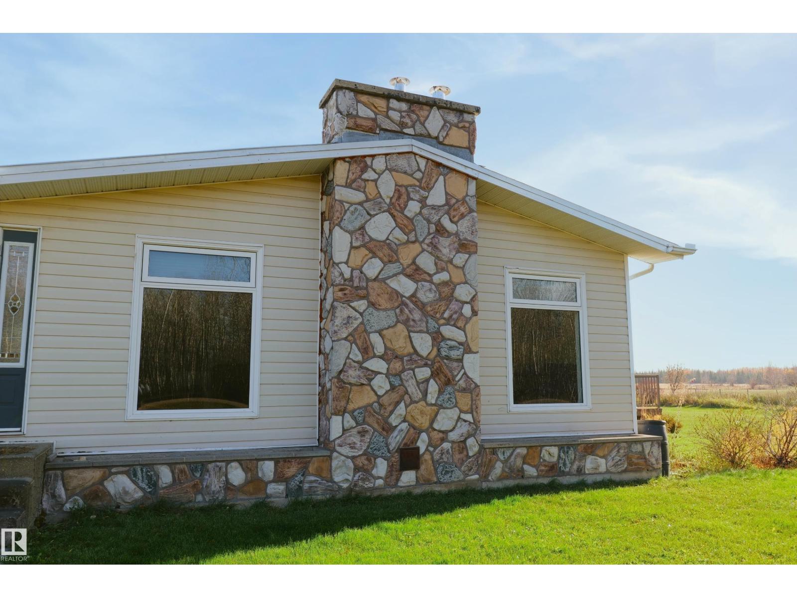 61127 Range Road 44