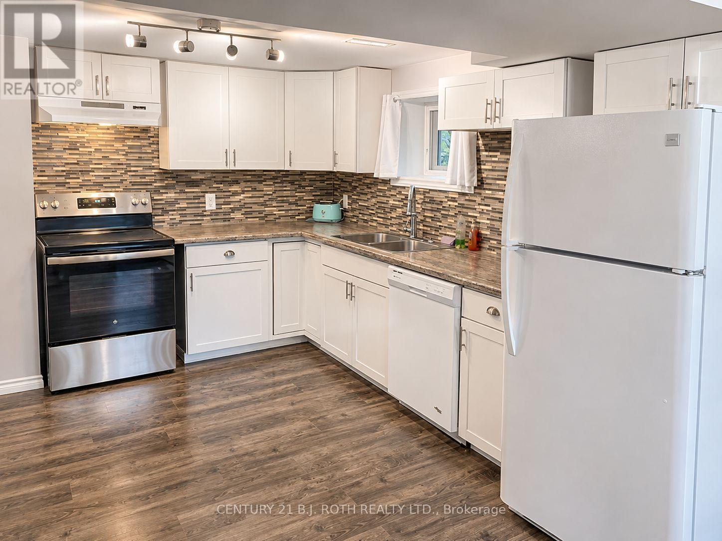 120 Marshall Street, Barrie (Allandale Heights), Ontario  L4N 4L5 - Photo 1 - S14121612