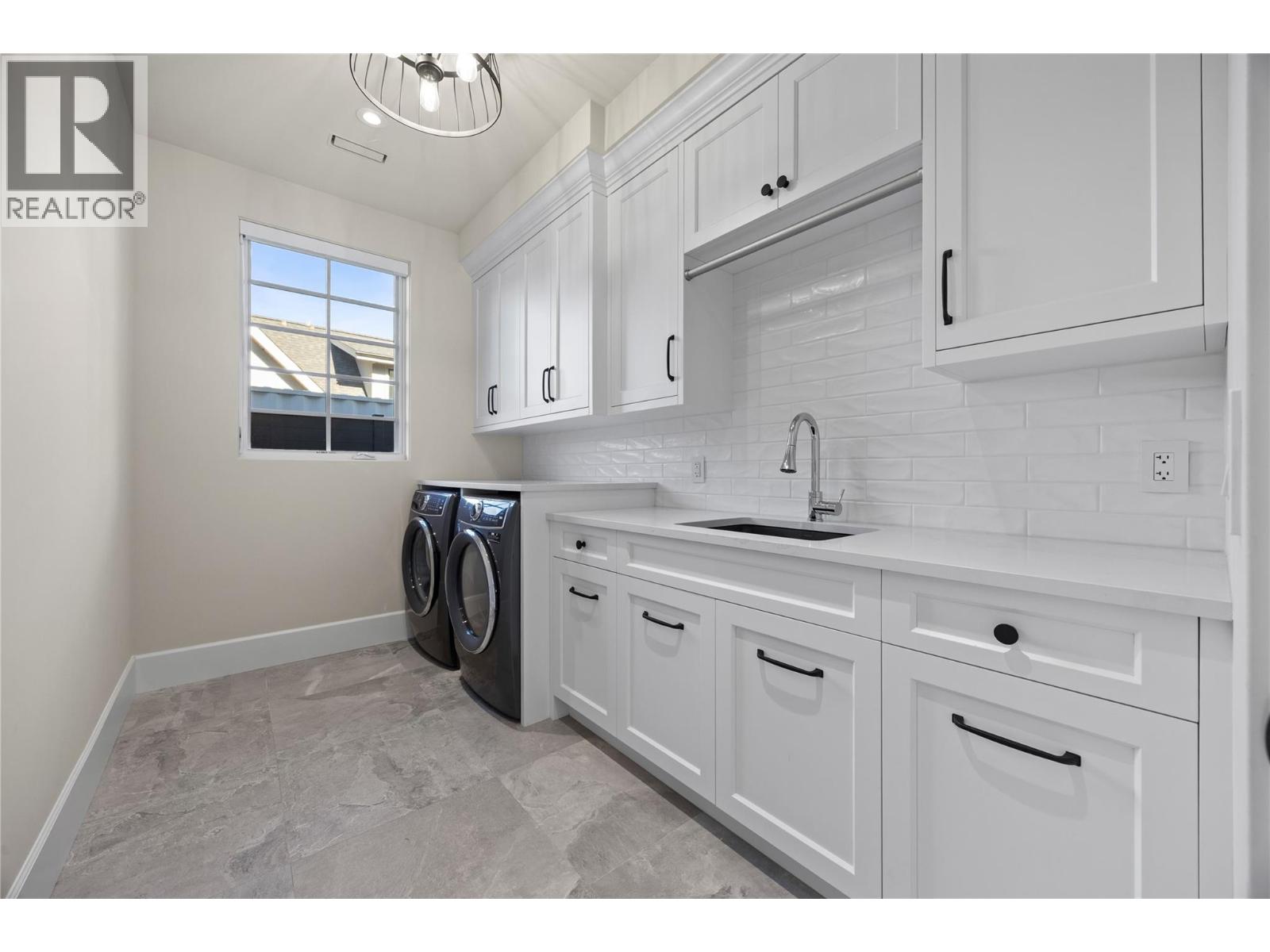 2389 George Court, West Kelowna, British Columbia  V4T 2K4 - Photo 58 - 10404432