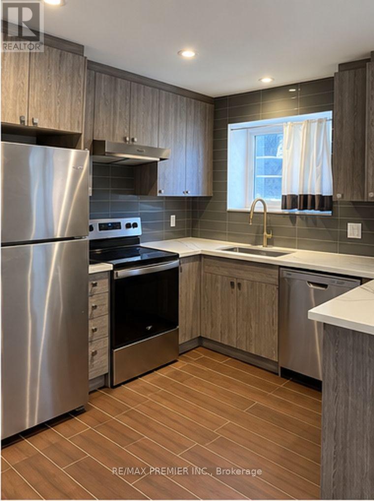 B1 - 15 Wilmington Avenue, Toronto, Ontario  M3H 5H7 - Photo 2 - C14120448