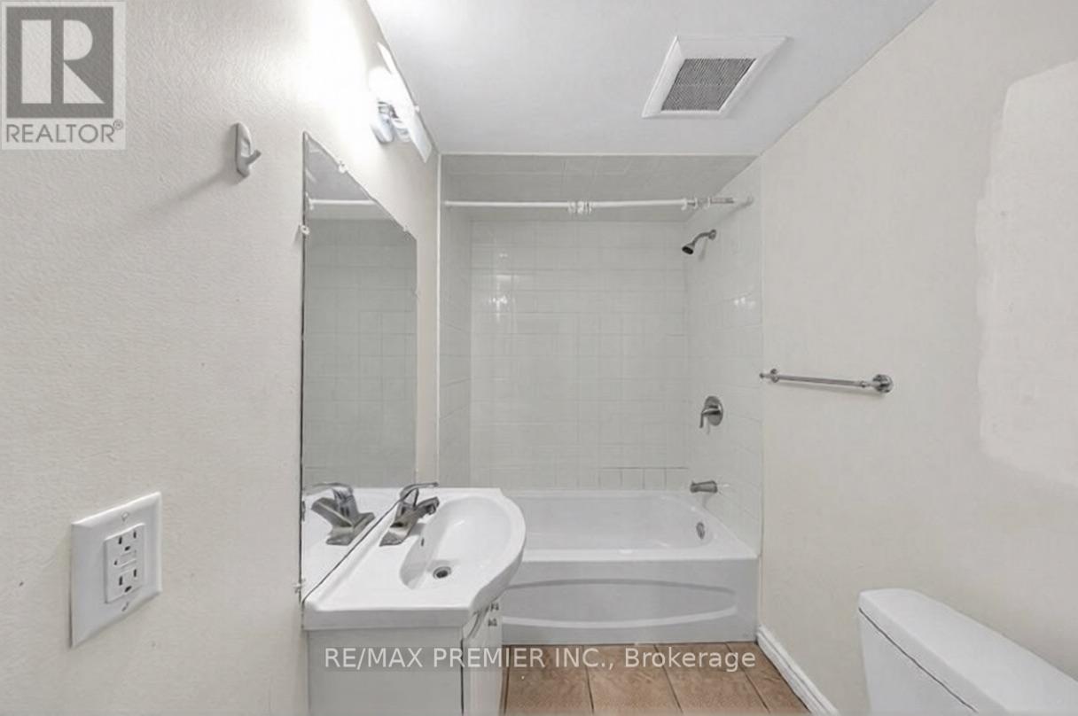 40 Ann Louise Crescent, Markham, Ontario  L3S 0A8 - Photo 35 - N14120996