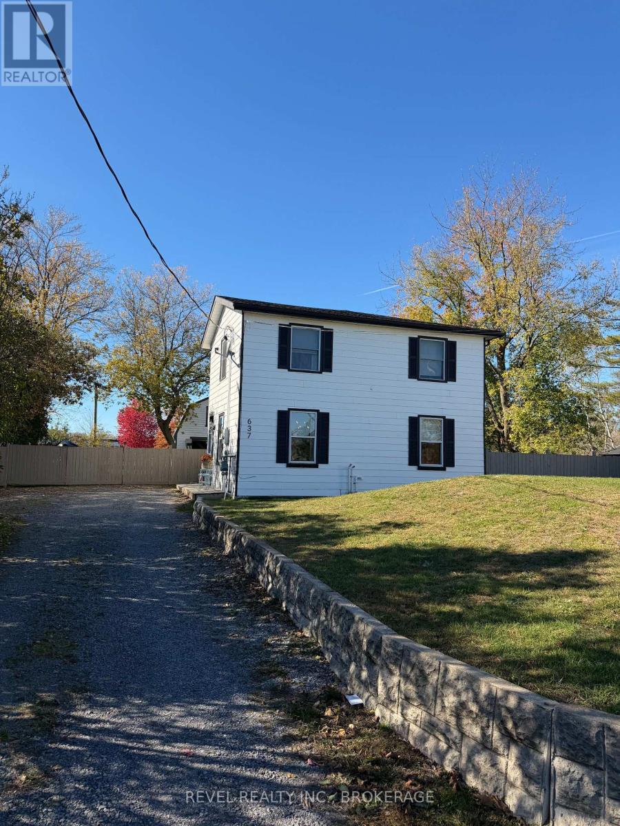637 COLLINS BAY ROAD, Kingston, Ontario