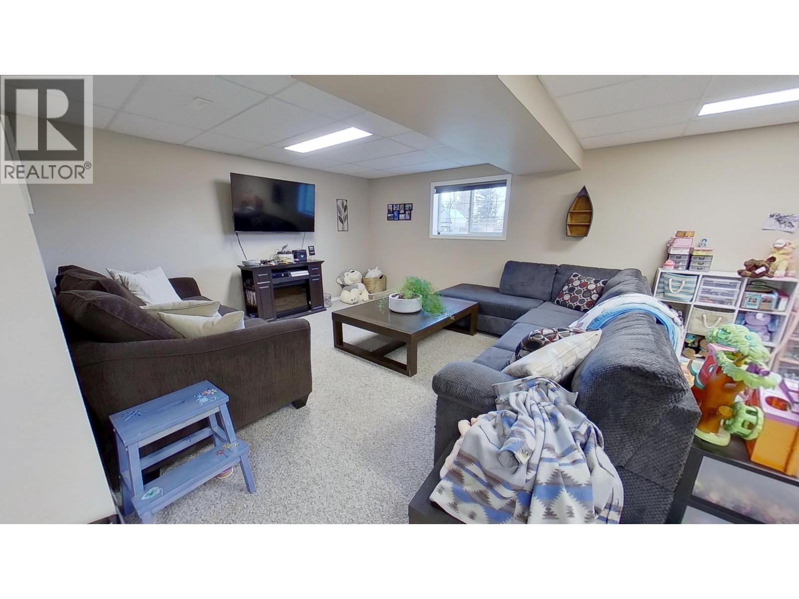 10717 271 ROAD