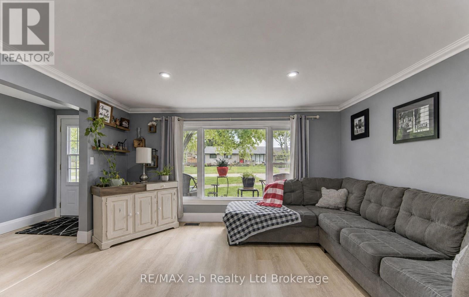15 William Street, Tillsonburg, Ontario  N4G 1L6 - Photo 7 - X13745140