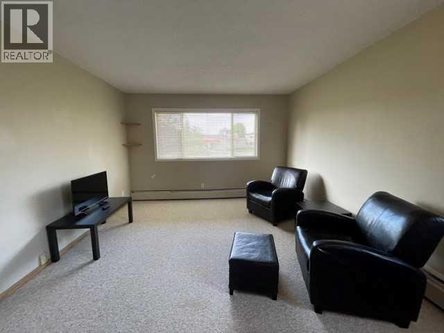 B6, 9515 88 Ave