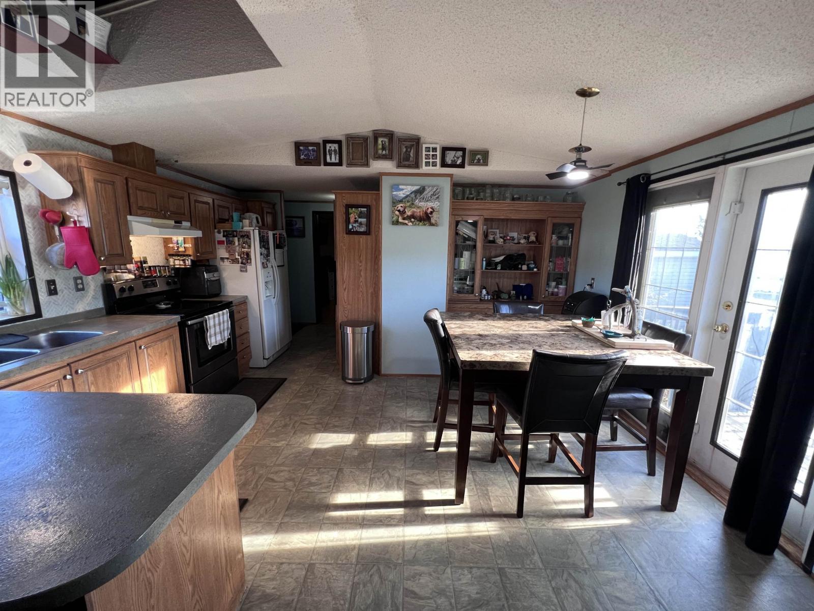62 5701 Airport Drive, Fort Nelson, British Columbia  V0C 1R0 - Photo 3 - R3178230