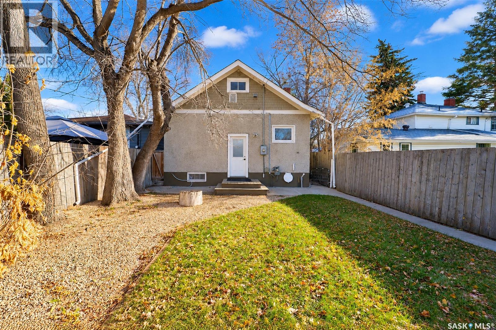 1125 B Avenue N, Saskatoon, Saskatchewan  S7L 1G2 - Photo 53 - SK052073