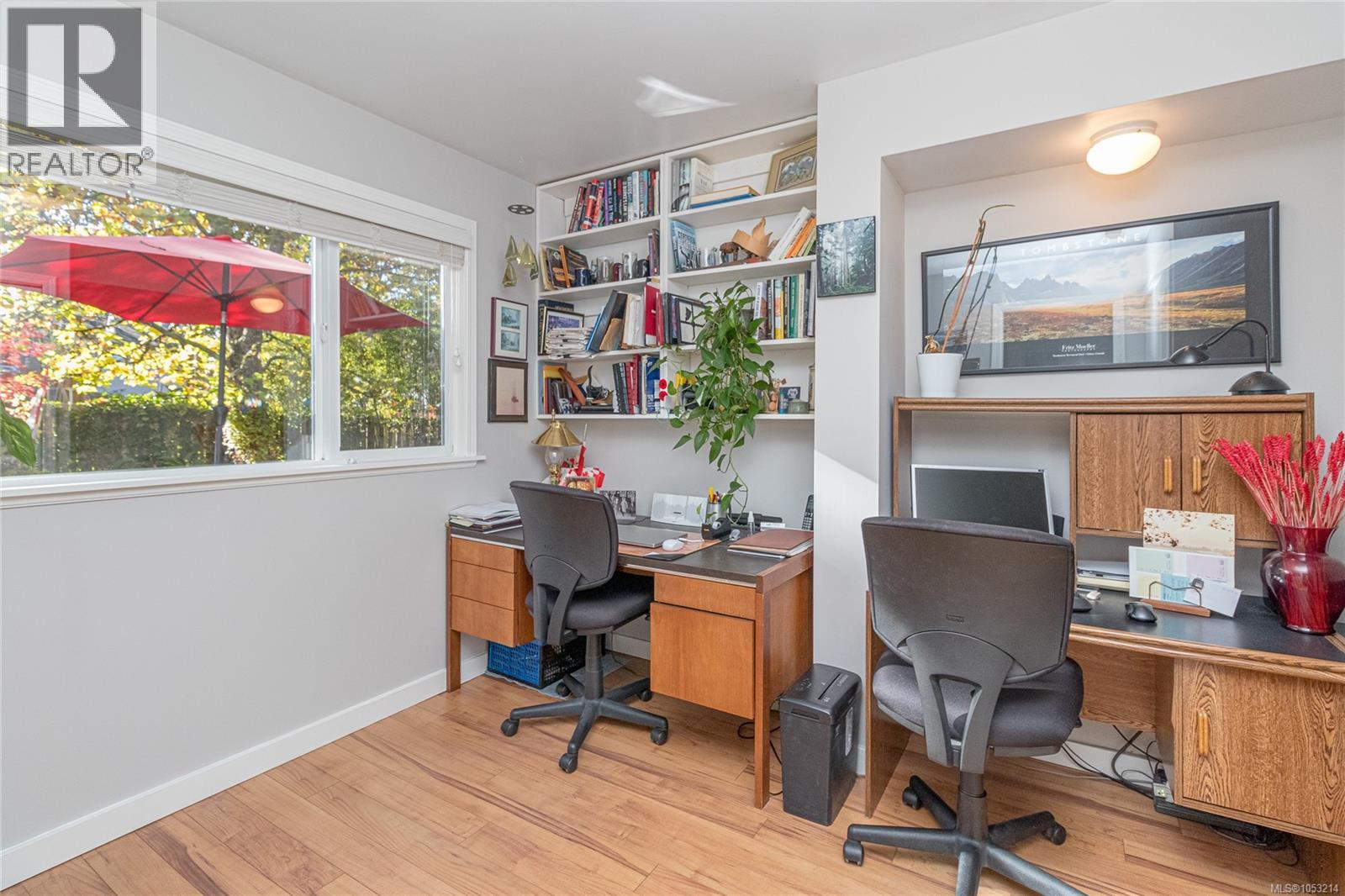 1025 Waverly Terr